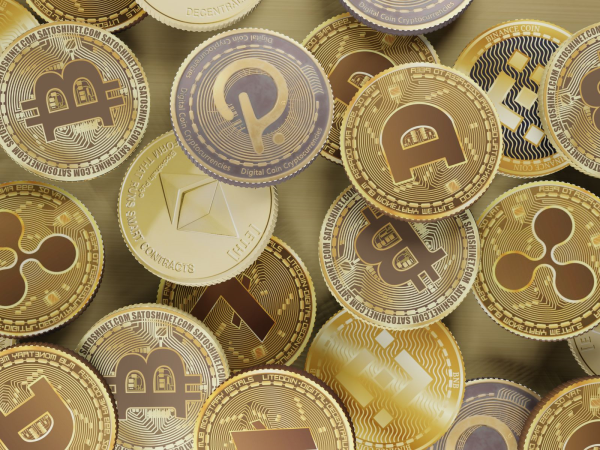 加密貨幣 圖 / Canva